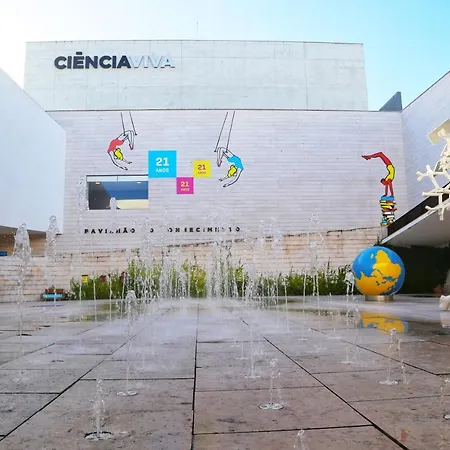 アパート Bom Dia Parque Nacoes Lisboax リスボン