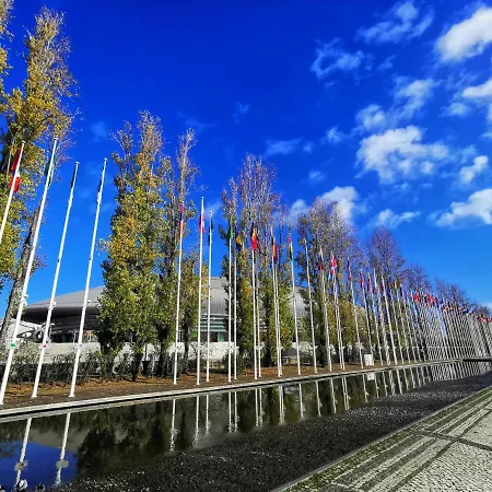 Bom Dia Parque Nacoes Lisboax דירה ליסבון