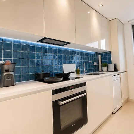 Bom Dia Parque Nacoes Lisboax Apartman *